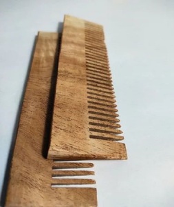 Peine de bambú de madera de Neem natural con técnica pulida ecológica Logotipo de etiqueta privada Mango de madera - Product Image 2