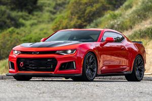 Chevrolet Camaro ZL1 Coupé USADO de 2017 - Product Image 2