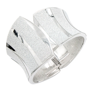 Braccialetti incernierati in oro placcato bianco Glitter alla moda con elegante Design a cerniera - Product Image 1
