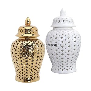 Ensemble de 2 bocaux au gingembre finis en métal plaqué or et émail blanc très résistant de designer unique le plus chic stockage et conteneur de nourriture - Product Image 1