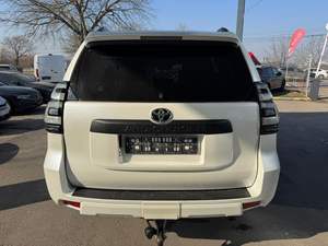 Nuevo Toyota Land Cruiser Edición TEC, 7 Plazas, Transmisión Automática, SUV/Vehículo Todoterreno/Pickup - Product Image 4