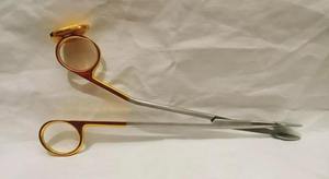 Tijeras de Disección Facial MEDZORA SURGICAL MS-1471 de Calidad Premium, 18 cm, Acero Alemán, Reutilizables, Manuales, Ecológicas - Product Image 2