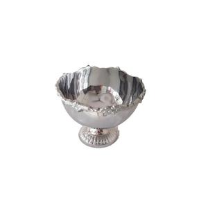 Bol en métal de vente chaude de couleur argentée de conception de petite fleur avec le métal de grande qualité aux prix bon marché avec des tailles 21x23x25 cm - Product Image 3