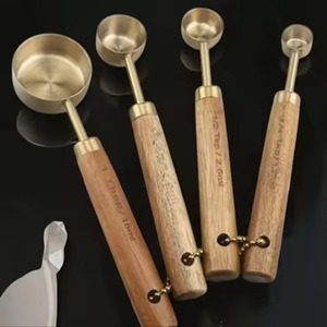 Juego de 4 Tazas Medidoras de Acero Inoxidable, Diseño Simple con Mango, Perfecto para una Medición Eficiente en la Cocina del Hogar - Product Image 5