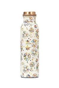 Botella de agua de cobre ligera y elegante para una hidratación ecológica con un acabado elegante y una construcción de alta calidad - Product Image 3