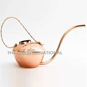 กระบอกฉีดน้ำแบบเป็นมิตรกับสิ่งแวดล้อม ดีไซน์ลายตอก ทำจากโลหะเคลือบทองแดง คุณภาพพรีเมียม สำหรับใช้ในบ้านและสวน - Product Image 5