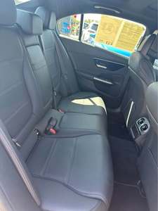 Bien mantenido 2024 Mercede-s-Ben-z c-class C 300 4MATI-C Sedan 4D - Product Image 5