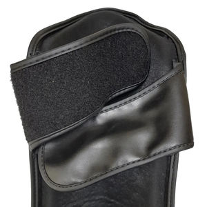 Espinillera elástica personalizada de alta calidad, almohadilla para patear boxeo, Material de PU hecho en Pakistán, el mejor precio, uso de fútbol ajustable personalizado - Product Image 4
