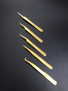 แหนบถอนขนตาปลอมทำจากสเตนเลสสตีลสีทองแบบคลาสสิกใช้ปรับแต่งโลโก้ได้ตามต้องการ - Product Image 5