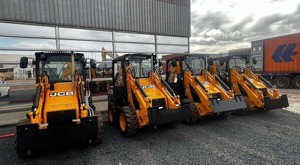 JCB 1CX Mini <b>Backhoe</b> <b>Loader</b> with MOOG Hydraulic Pump and High-Power Engine in Stock & Ready for Shipment - Product Image 4