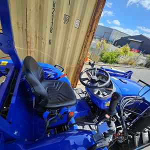 Tracteur compact LOVOL TE404 40HP 4WD avec cabine et auvent, tracteur agricole utilitaire diesel - Product Image 5