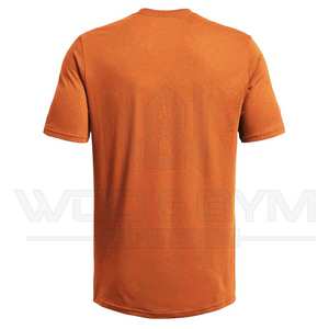 Camiseta extragrande informal de secado rápido para hombre con logotipo personalizado al por mayor con varios diseños de color en la posición del logotipo frontal - Product Image 4