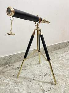 Télescope traditionnel en métal avec finition en laiton, conçu pour la décoration et la présentation aux collectionneurs - Product Image 6