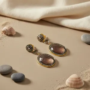 Boucles d'oreilles pendantes Art Palace Vintage en argent 925 plaqué or avec pierre de quartz marron et accent diamant pour femme, bijoux de soirée - Product Image 1
