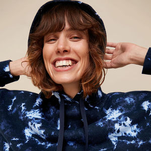 Sublimation de sweats à capuche personnalisés pour femmes sweats à capuche imprimés de haute qualité différentes couleurs avant logo exclusif conception bon marché hiver - Product Image 5