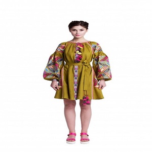 Ukraine Manches longues avec ballon Longueur au sol Col rond Ukraine Robe brodée Ukraine avec ceinture - Product Image 1