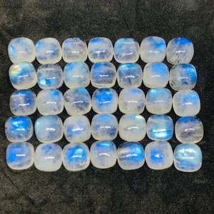 Cabujón de Piedra Lunar Arcoíris, Gema Natural de Alta Calidad con Cambio de Color, Seleccionado para Joyería Elegante, Clásico Atemporal - Product Image 1