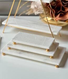 Vente en gros Plateau de service rectangulaire en marbre avec poignées dorées pour table de service chocolat noix Plateau décoratif pour fêtes de mariage - Product Image 2