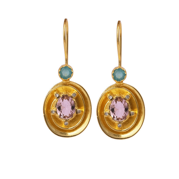 น้ำสีชมพู