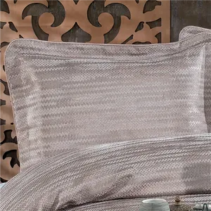 Ensemble de couvre-lit Guzide ALINA 100% chenille luxueux tissé, taille King, 4 pièces, motif uni, provenant de Turquie - Product Image 2