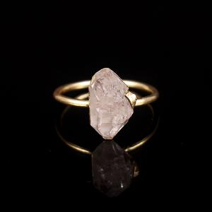 Anillo Clásico de Plata de Ley 925 Hecho a Mano para Mujer con Cuarzo Rosa Natural en Bruto, Chapado en Oro, Sin Níquel, para Bodas y Fiestas - Product Image 3