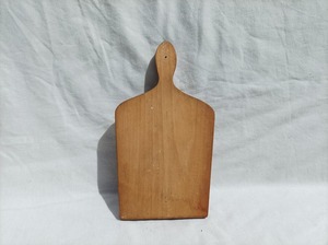 Planche à découper en bois gravée vintage, parfaite pour les restaurants, les cafés et les occasions spéciales, utilisation en présentation, fabriquée à la main en Inde - Product Image 3