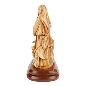 Sculpture de la Sainte Famille en bois d'olivier sculptée à la main par Ghassan Salsa, exclusive de Bethléem (35 cm) - Product Image 3