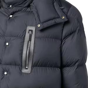Veste matelassée en nylon pour homme sur mesure, col montant, fermeture éclair, veste d'hiver rembourrée de duvet avec capuche et poches zippées - Product Image 2