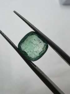 Calidad superior 3 piezas Natural Zambian cojín corte forma Esmeralda diseño 2 CTs para la fabricación de joyas - Product Image 2