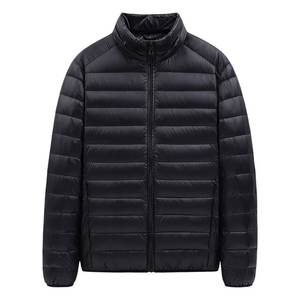 Nouvel arrivage de manteau d'hiver Veste en duvet pour hommes Vestes bouffantes personnalisées à la mode OEM Vêtements décontractés personnalisés pour hommes Vestes bouffantes respirantes - Product Image 2