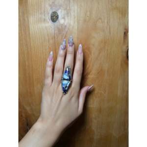 Bague ajustable artisanale Eugene Belone en turquoise Mohave violette et argent sterling, sertie en grappe, pour usage quotidien - Product Image 5