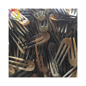 ราคาไม่แข่งขัน: หวีผมฮอร์นธรรมชาติ - Product Image 2