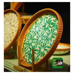 PLATEAU EN ROTIN DE BAMBOU ÉCOLOGIQUE PLATEAU DE SERVICE ROND TISSÉ À LA MAIN POUR LA DÉCORATION DE LA CUISINE ET LA PRÉSENTATION DE TABLE - Product Image 1