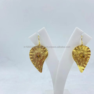 ต่างหูเสน่ห์เงินสเตอร์ลิง925ทันสมัยดีไซน์อเนกประสงค์ชุบทองมุกหินหลักเครื่องประดับงานแต่งงานคลาสสิกของขวัญของบุคคล - Product Image 1