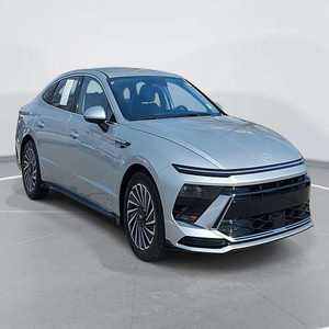 <span class=keywords><strong>Voiture</strong></span> d'occasion en bon état, <span class=keywords><strong>Hyundai</strong></span> Kona SEDAN 2024, prête à être expédiée - Product Image 1
