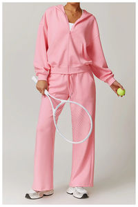 Ensemble de survêtement d'hiver deux pièces personnalisé pour femme, de haute qualité, uni, à manches courtes, coupe classique - Product Image 2