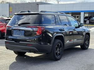 รถ SUV ปี 2023 รุ่น ACADIA AT4 AWD สีดำ เกียร์ 9 สปีด เบนซิน ขับเคลื่อนล้อหน้า 310 แรงม้า ระบบขับเคลื่อนอัตโนมัติ แบบครอสโอเวอร์ สภาพดี ใช้งานได้ปกติ - Product Image 4