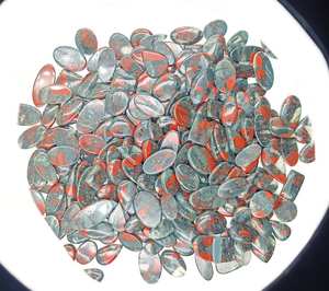 Piedra de sangre africana Natural de alta calidad, ágata, piedra preciosa suelta, cabujón de piedra de sangre de alta calidad, piedra curativa para uso en joyería - Product Image 1