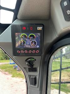 Chargeuse compacte Caterpillar 257D en bon état, importée d'Allemagne avec moteur central et composants de roulement, chargeuse compacte - Product Image 4