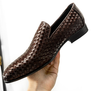 Chaussures tendance en cuir de vachette tressé pour hommes, style décontracté, commerce extérieur transfrontalier, grandes tailles, chaussures simples en stock, vente en gros - Product Image 4