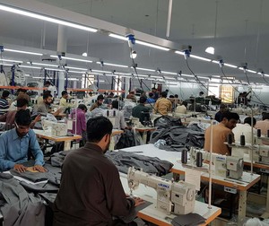 Wholesale & <b>Dropship</b> Custom Stitched Royal Orange Fade Fashion Sports Pullover Sweatshirt Hoodie - Product Image 3