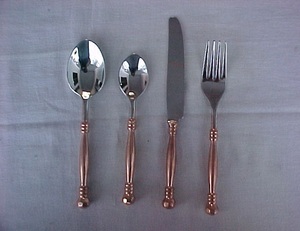ELEGANT DESIGNS Classic <b>Hanging</b> <b>Set</b> of 5 Handmade Gold Plated Metal Flatware with Spoon and Fork Wholesale Price Carton Packaged - Product Image 3
