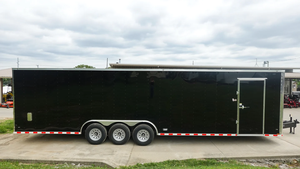 รถพ่วงบรรทุกสินค้าแบบปิด รุ่น New Hauler 8.5X32 อลูมิเนียมชุบสังกะสี หัวแบน สีดำ แบบสามเพลา รับน้ำหนักได้ 7000 ปอนด์ - Product Image 3