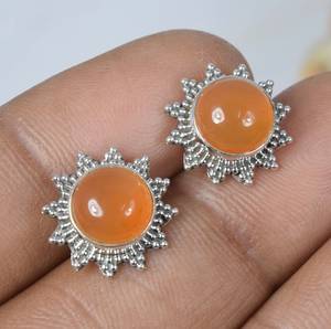 ต่างหูดีไซน์ดอกไม้เงินสเตอร์ลิง925มาใหม่เครื่องประดับแฟชั่นพลอยคาร์เนเลียนสีแดงแท้สำหรับเป็นของขวัญแต่งงาน - Product Image 2