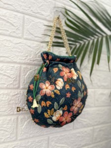 Elegante bolso de mujer para fiesta Art Horizons Potli bolso de mano diseñador hecho a mano Potli Bag - Product Image 6