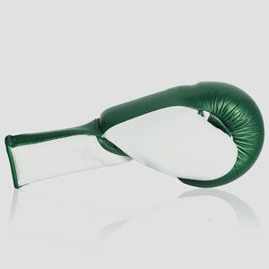 Gants de boxe professionnels personnalisés avec logo, en cuir pakistanais de haute qualité, pour l'entraînement, anti-humidité, fermeture universelle - Product Image 4