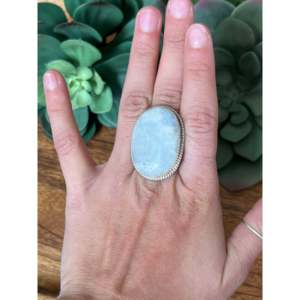 <b>Moon</b> <b>Stone</b> Sterling Silver Oval Statement <b>Ring</b> Size 7 - Product Image 2