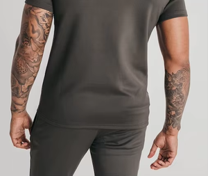 Camisetas de Hombre al por Mayor 100% Algodón con Cuello Redondo - Personalizables, Ecológicas y de Alta Calidad - Product Image 6