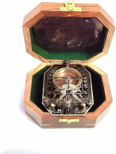 เคสหนังทองเหลืองโบราณลายเข็มทิศนาฬิกาแดดกล่องไม้วินเทจการเดินเรือสำหรับเดินป่ากลางแจ้ง - Product Image 3