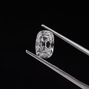 Diamante de Corte Cojín de 2.00 CT Cultivado en Laboratorio, Color EF, Claridad FVS1, Diamante Certificado de Laboratorio con Informe IGI - Product Image 1